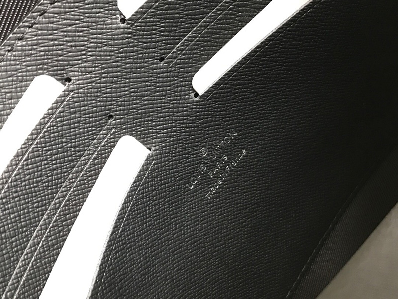 N60174 LV POCHETTE VOYAGE 中號手袋 像素格紋帆布手包 LV手拿包 藍色