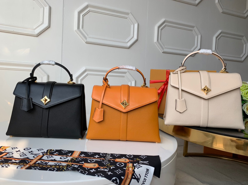 M53821 LV ROSE DES VENTS 小號手袋 LV掛鎖手提單肩包 黑色