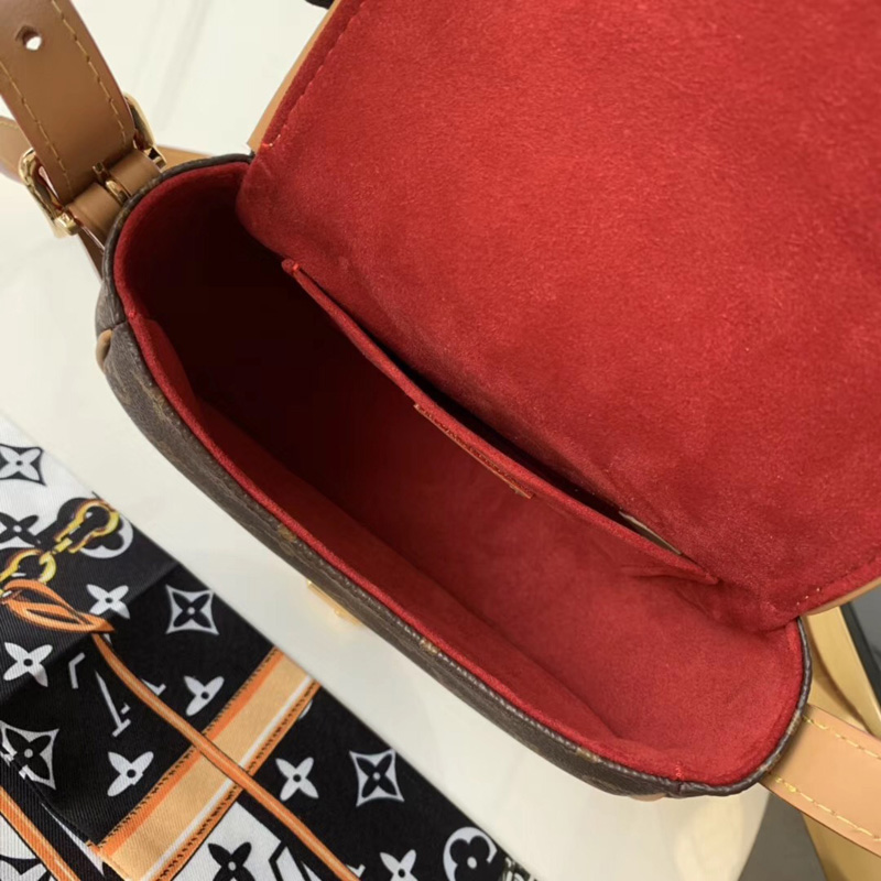 M44860 LV TAMBOURIN 手袋 Monogram 帆布女包 LV圓餅翻蓋包