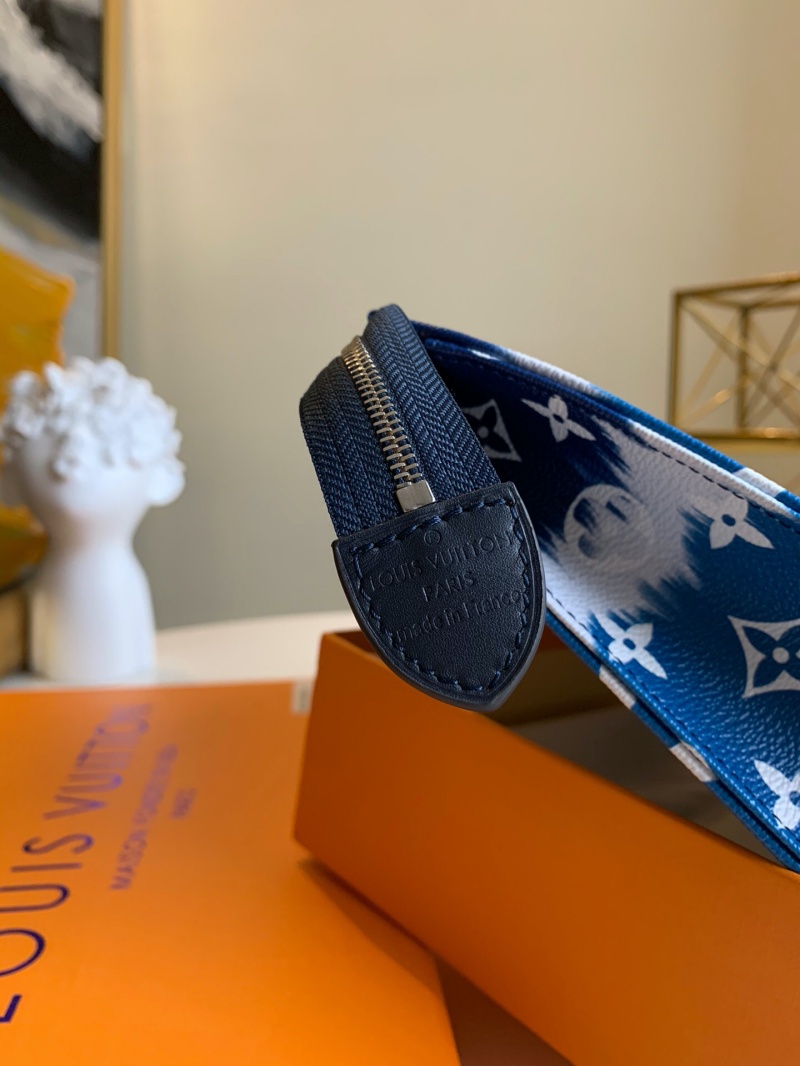 M69136 LV ESCALE 26 盥洗袋 2020新款日本絞染工藝女包 藍色