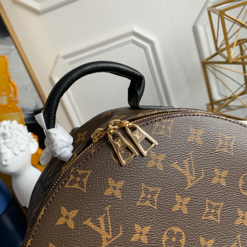M44874 LV Palm Springs 中號雙肩包 LV 2019新款拼色中號背包