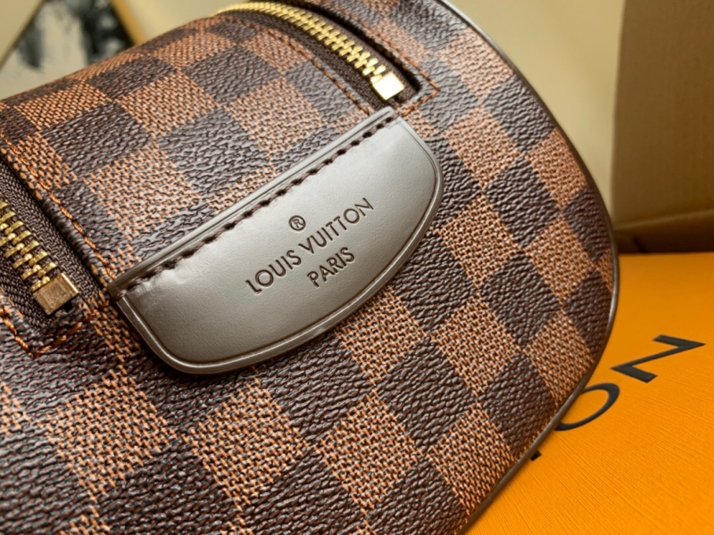 N47527 Louis Vuitton路易威登Damier帆布系列 特大號盥洗包 LV手拿包