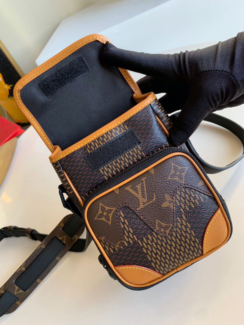 N40357 LV NANO AMAZONE 郵差包 Nigo聯(lián)名LV男包