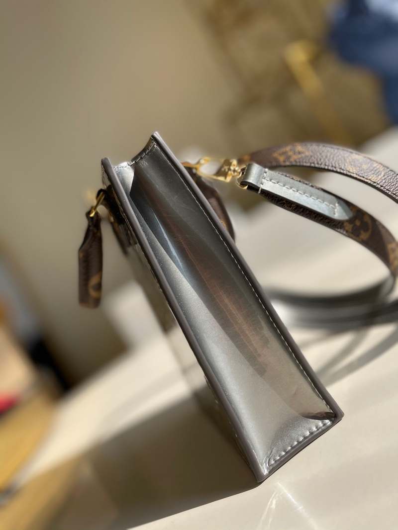 M90564 LV PETIT SAC PLAT 手袋 壓紋漆皮托特包 銀色