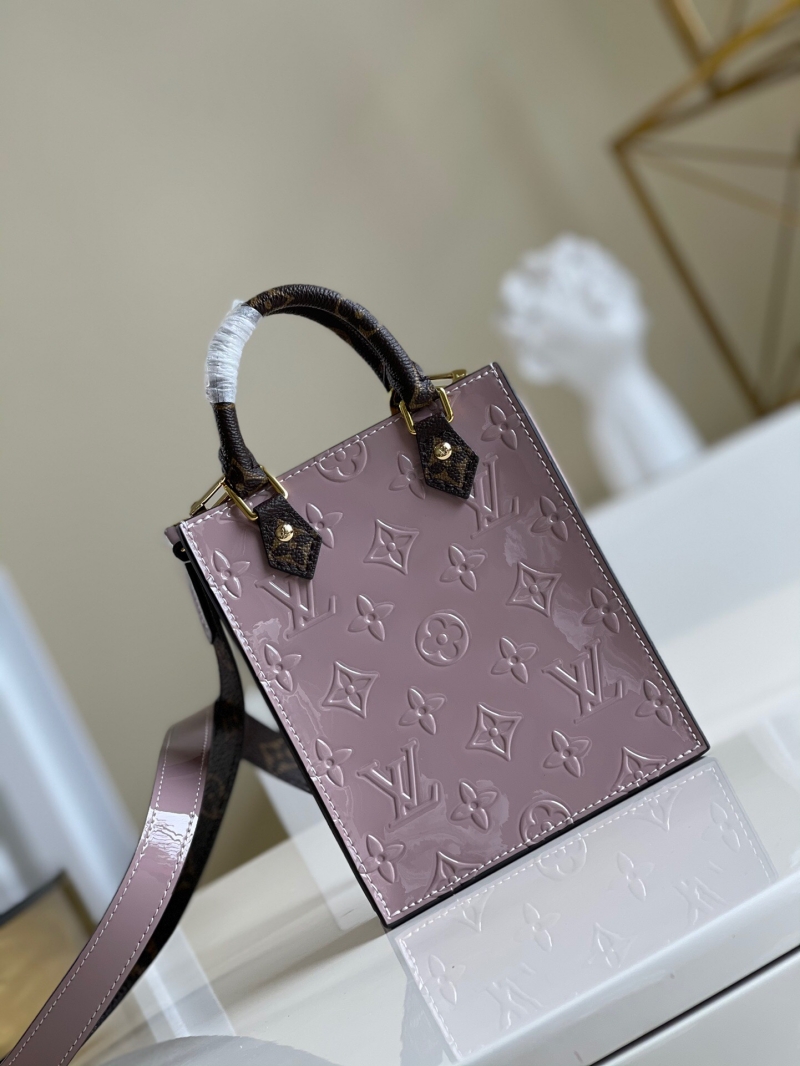 M90564 LV PETIT SAC PLAT 手袋 壓紋漆皮托特包 銀色