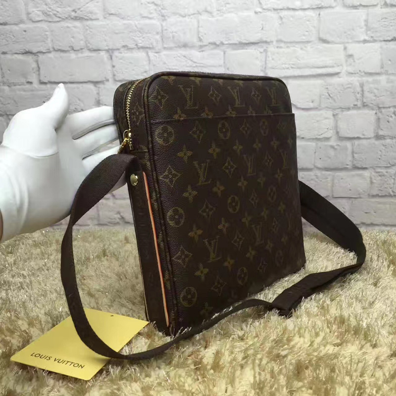 M97037 LV Monogram老花男士斜挎包 LV斜挎包 LV時尚男包 小號