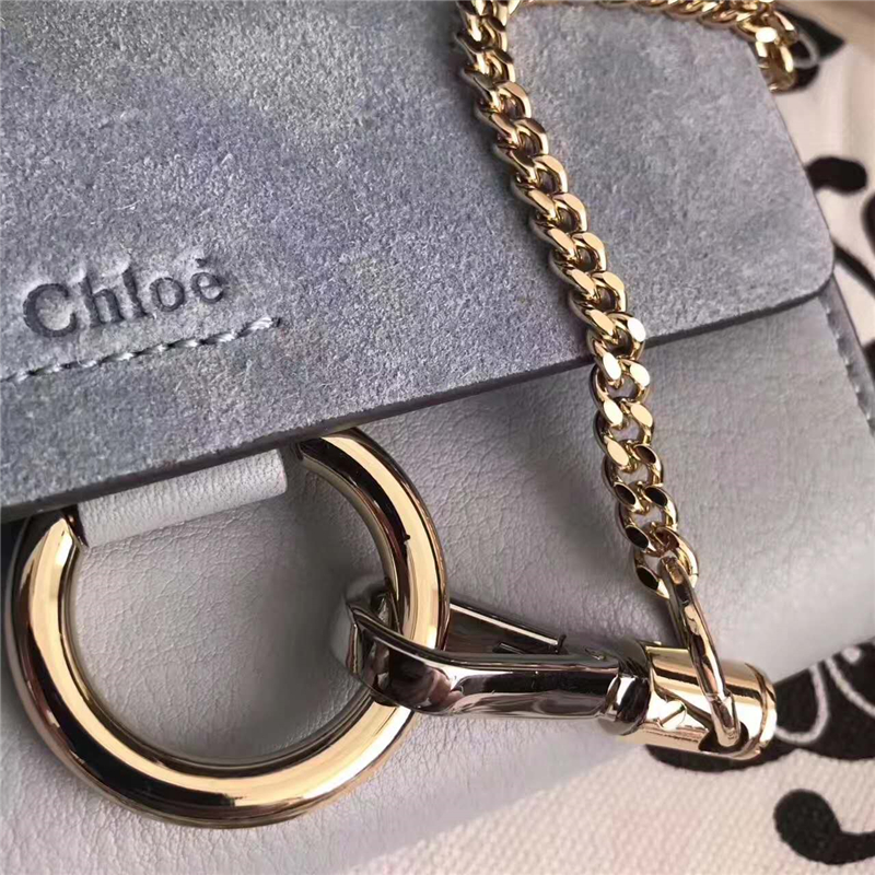 7565 Chloe 珂洛伊 Faye mini 牛皮配磨砂皮 圓環(huán)鏈條 單肩斜挎包 淺灰色
