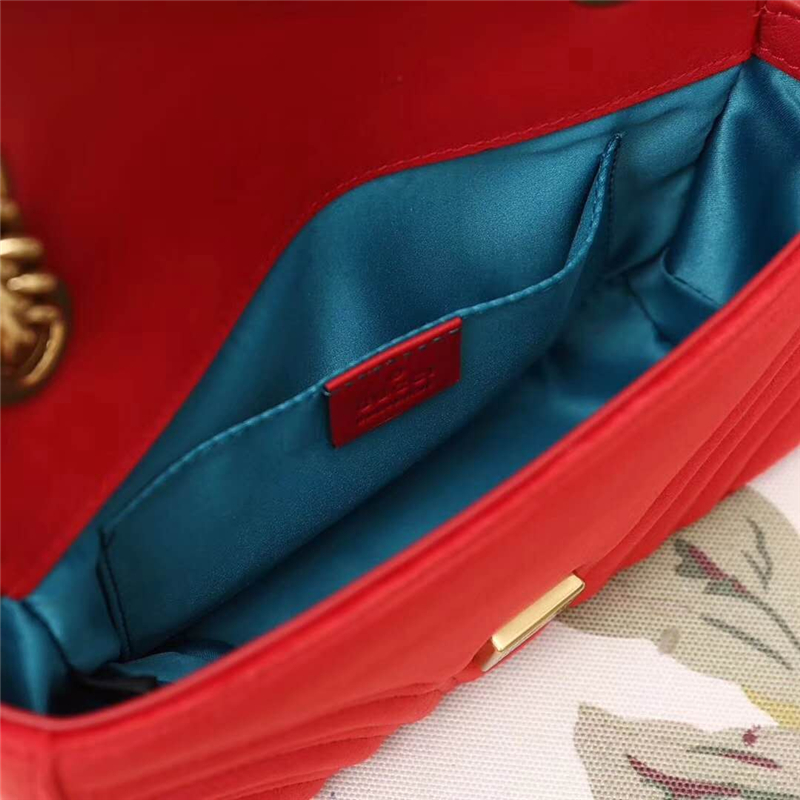 446744 GUCCI GG Marmont系列 波浪紋天鵝絨刺繡 鏈帶肩背包 芙蓉紅