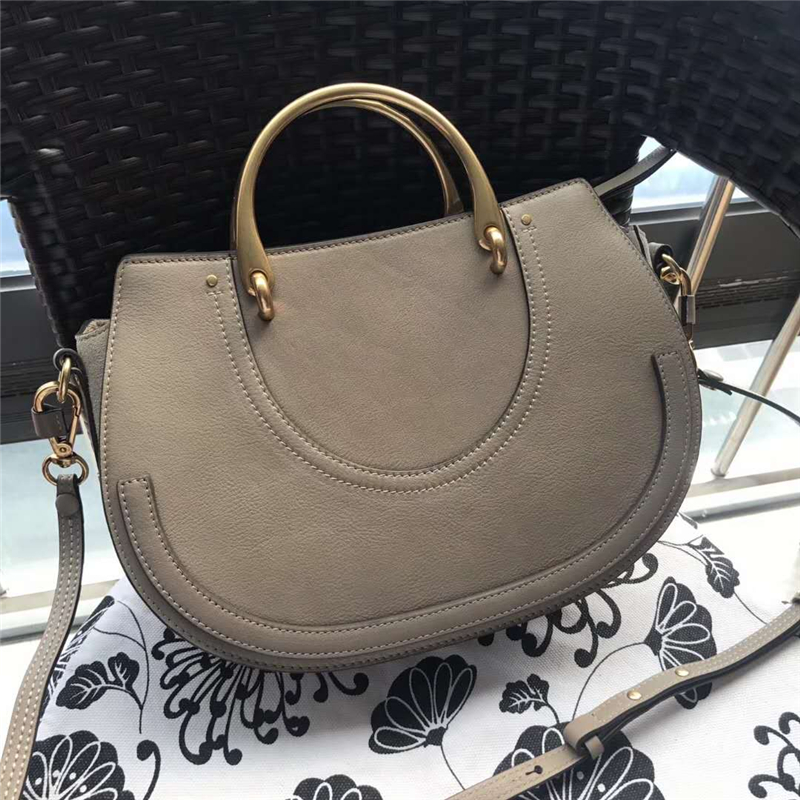 Chloe 蔻依 17新款 Pixie大號女包 牛皮拼磨砂 手提肩包 淺灰色