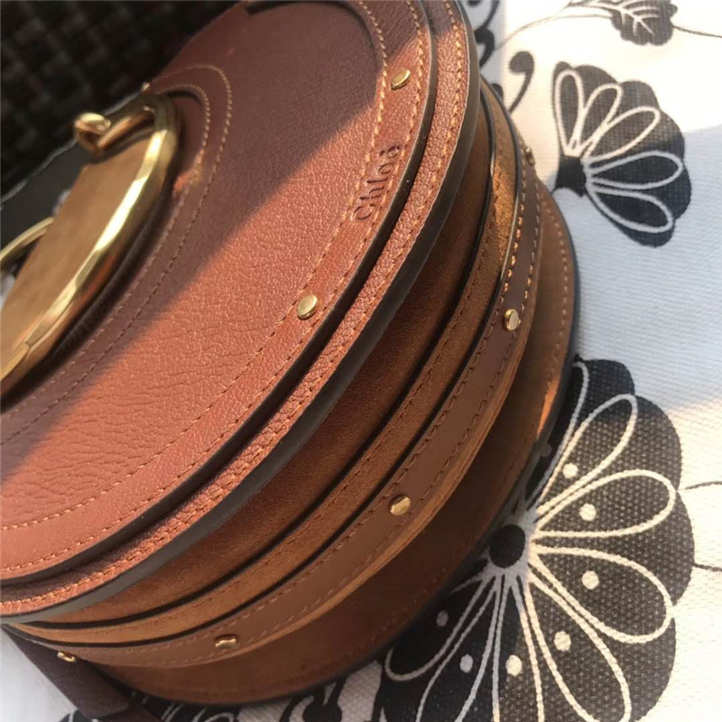 Chloe 蔻依 17秋冬 Pixie手環包 磨砂拼皮 圓形手提包 棕色