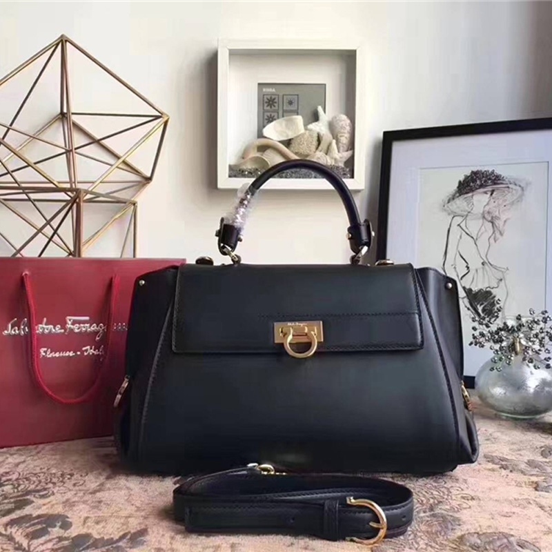 21F606 Ferragamo 菲拉格慕 大號(hào)Sofia包 金色鎖扣 手提肩包 黑色