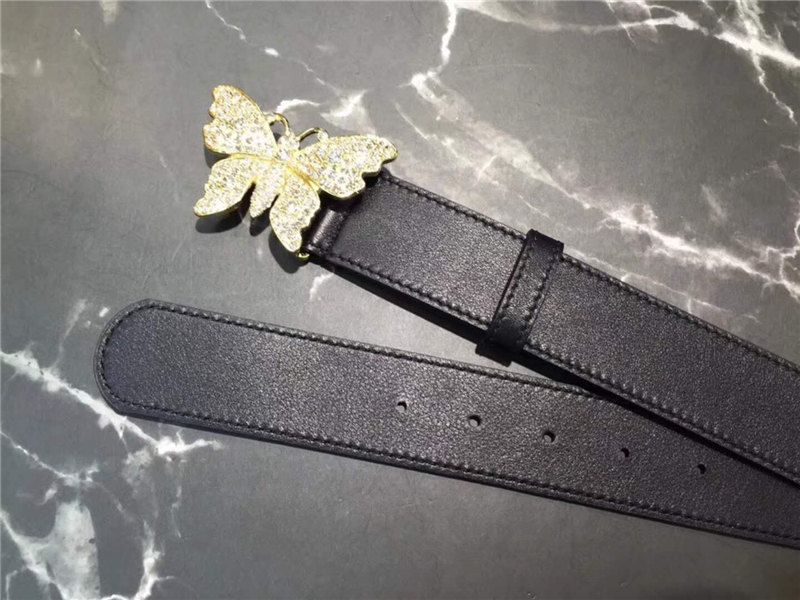 Gucci 2018新款 走秀款 原版牛皮 蝴蝶滿鉆扣頭 黑色金扣