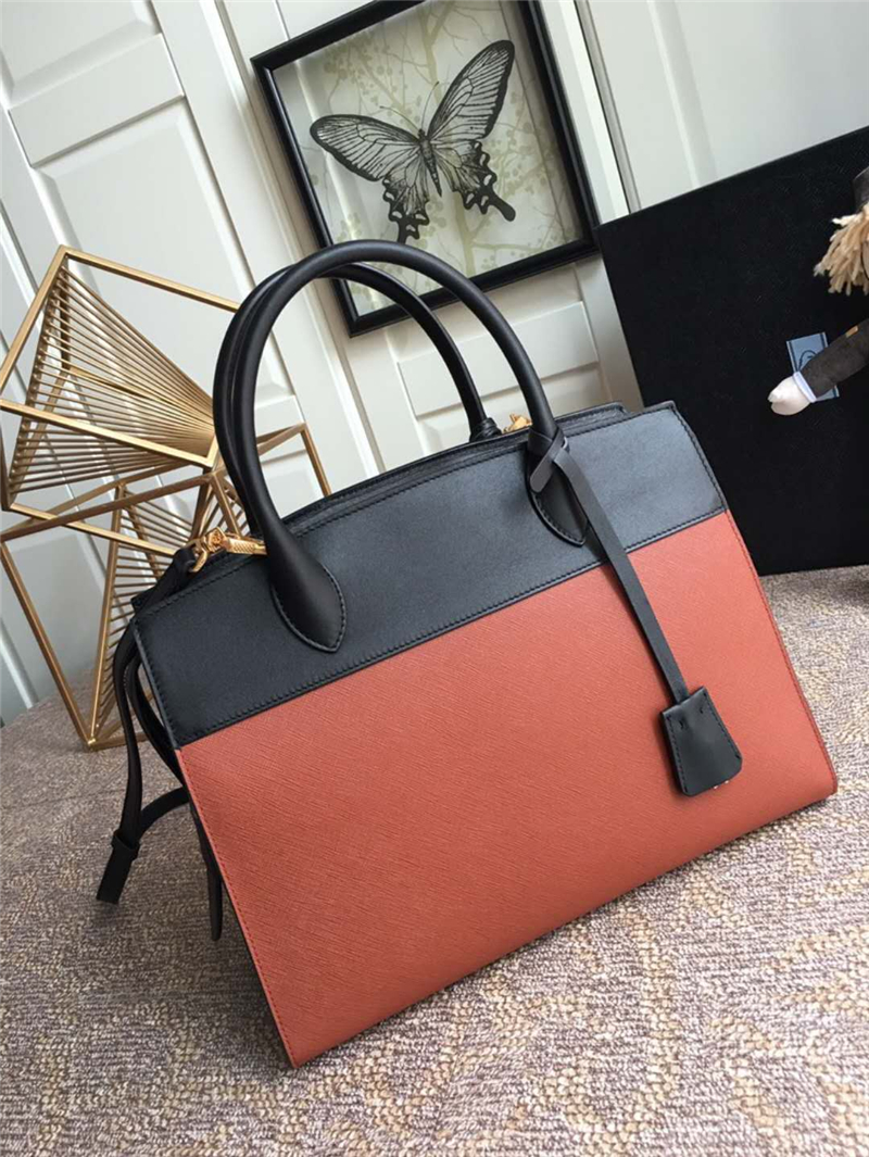 lBA047 Prada普拉達(dá) 小牛皮 拼色拼皮 手提肩包 紫檀