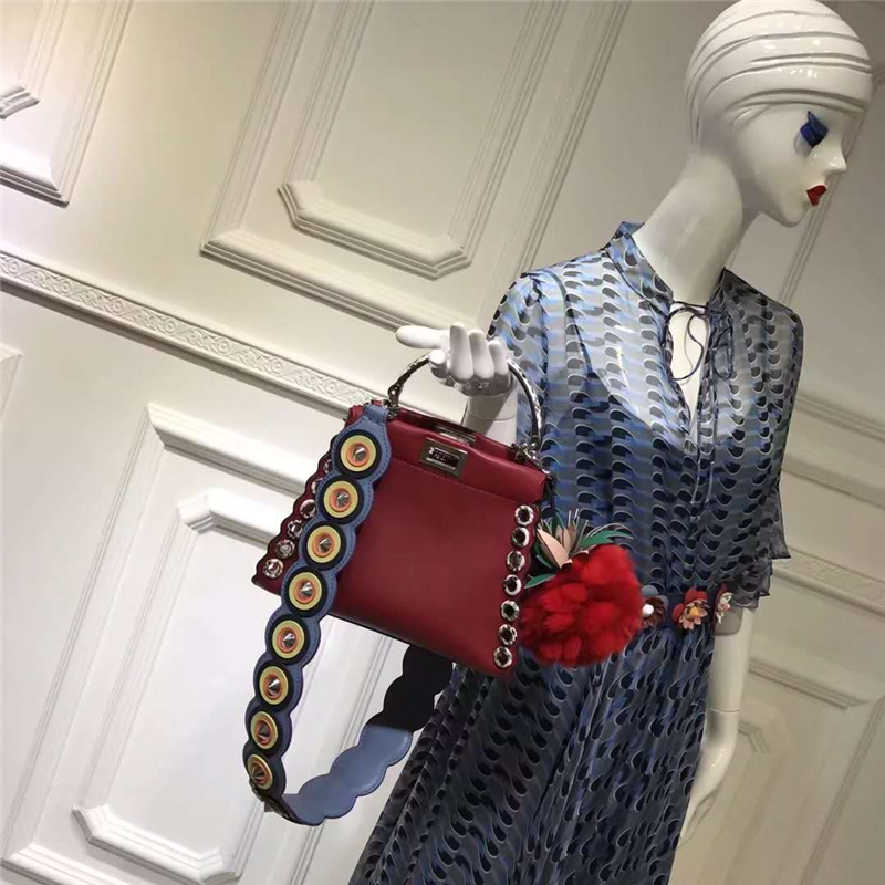 8106BS FENDI芬迪 PEEKABOO小號 拼色索環邊緣 手提包 紅色