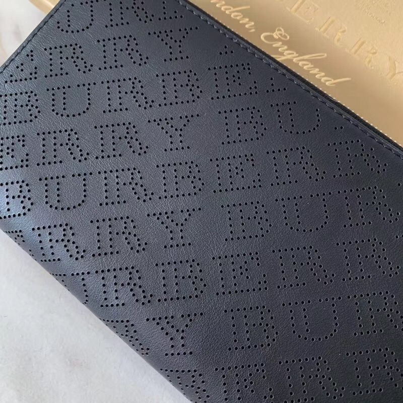 Burberry巴寶莉 激光沖孔式紋案 皮革 全拉鏈錢夾 黑色