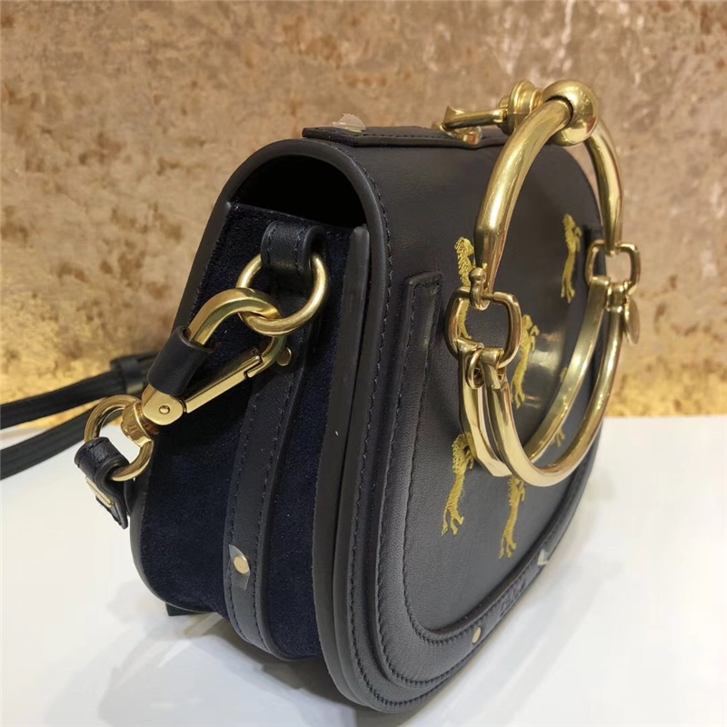 Chloe Nile IT包 進口牛皮 小號 小馬刺繡圖案 手鐲式提手 珂洛伊手袋 黑色