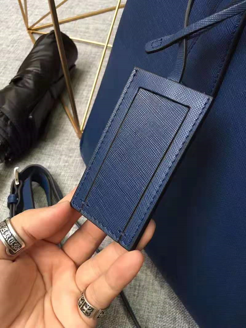 Prada男包 十字紋牛皮 超薄 男士公文包 普拉達(dá)男包 Prada手提包 寶藍(lán)色