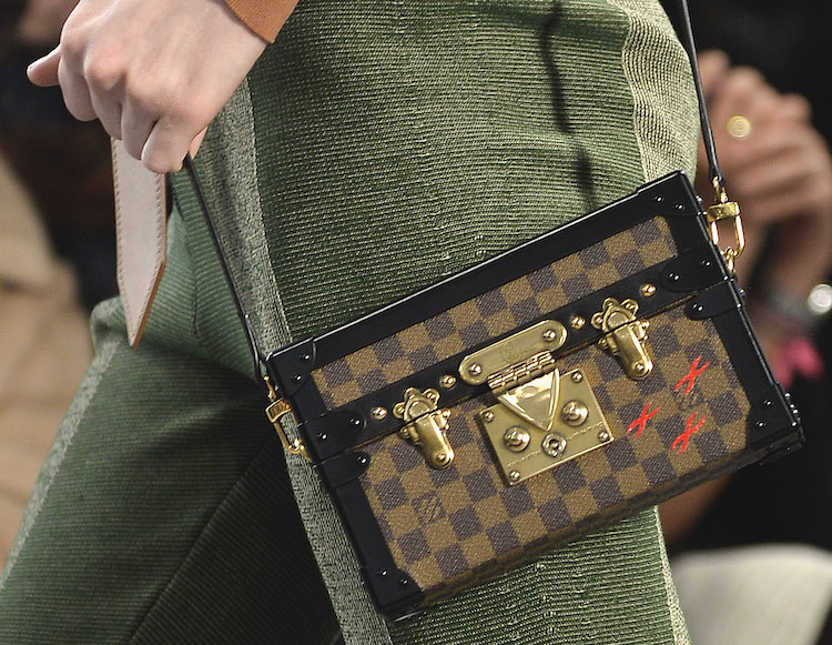 【10Why個為什么】把LV行李箱縮小成包款?Petite Malle成為LV最搶手IT Bag的10大原因-1