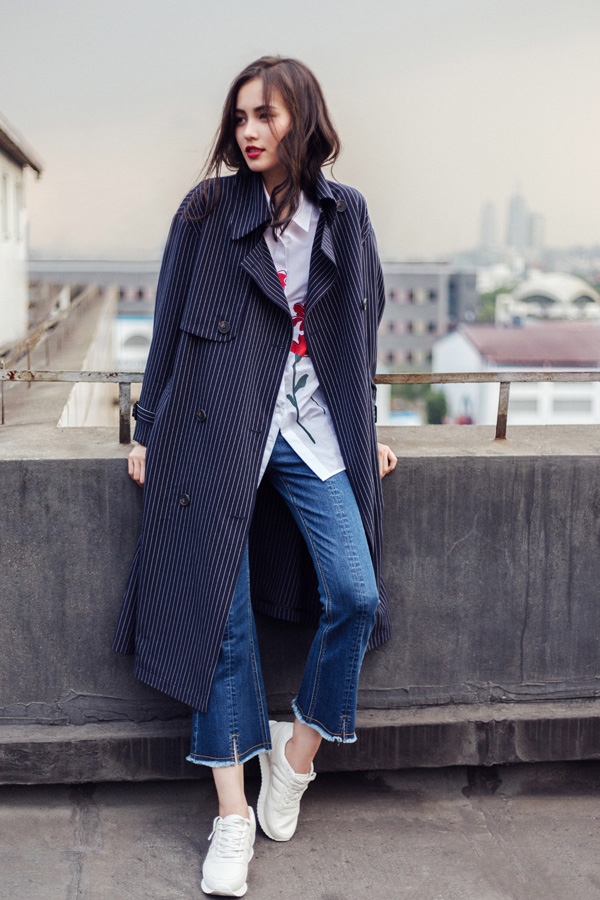 一件風衣演繹與生俱來的法式優雅