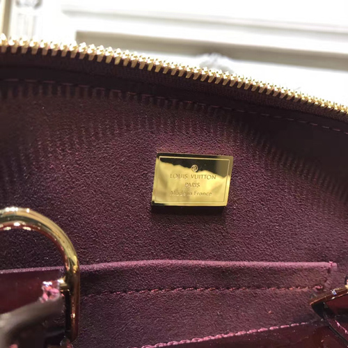 Alma bb新出四葉草立體花朵貝殼包美翻了