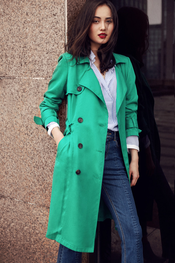 一件風衣演繹與生俱來的法式優雅