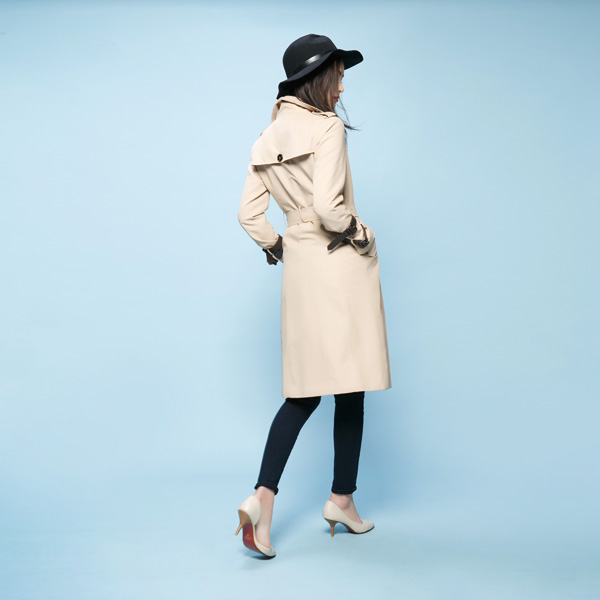 一件風衣演繹與生俱來的法式優雅